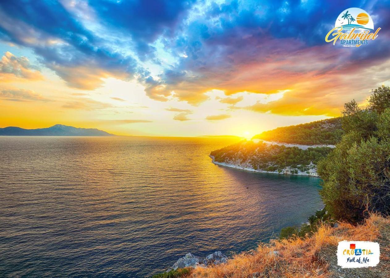 Gabrijel Apartments Makarska 1 Eksteriør billede